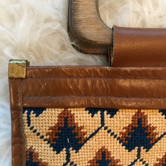 Handmade Vintage Embroidered Handbag HOST PICK - Picture 8 of 8